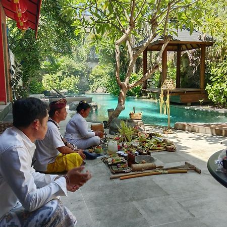 Melo Suites Hotel Seminyak Eksteriør billede
