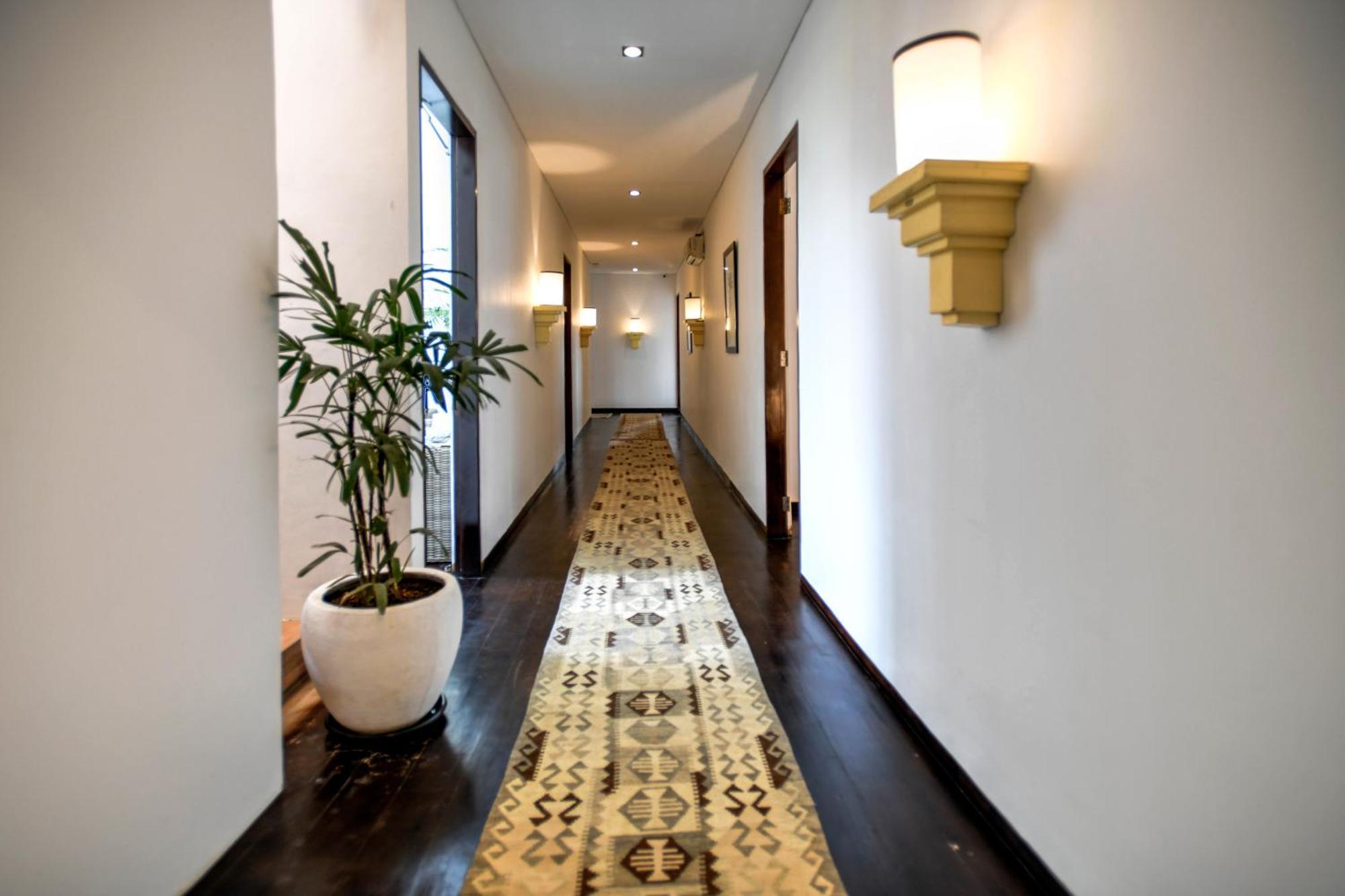 Melo Suites Hotel Seminyak Eksteriør billede