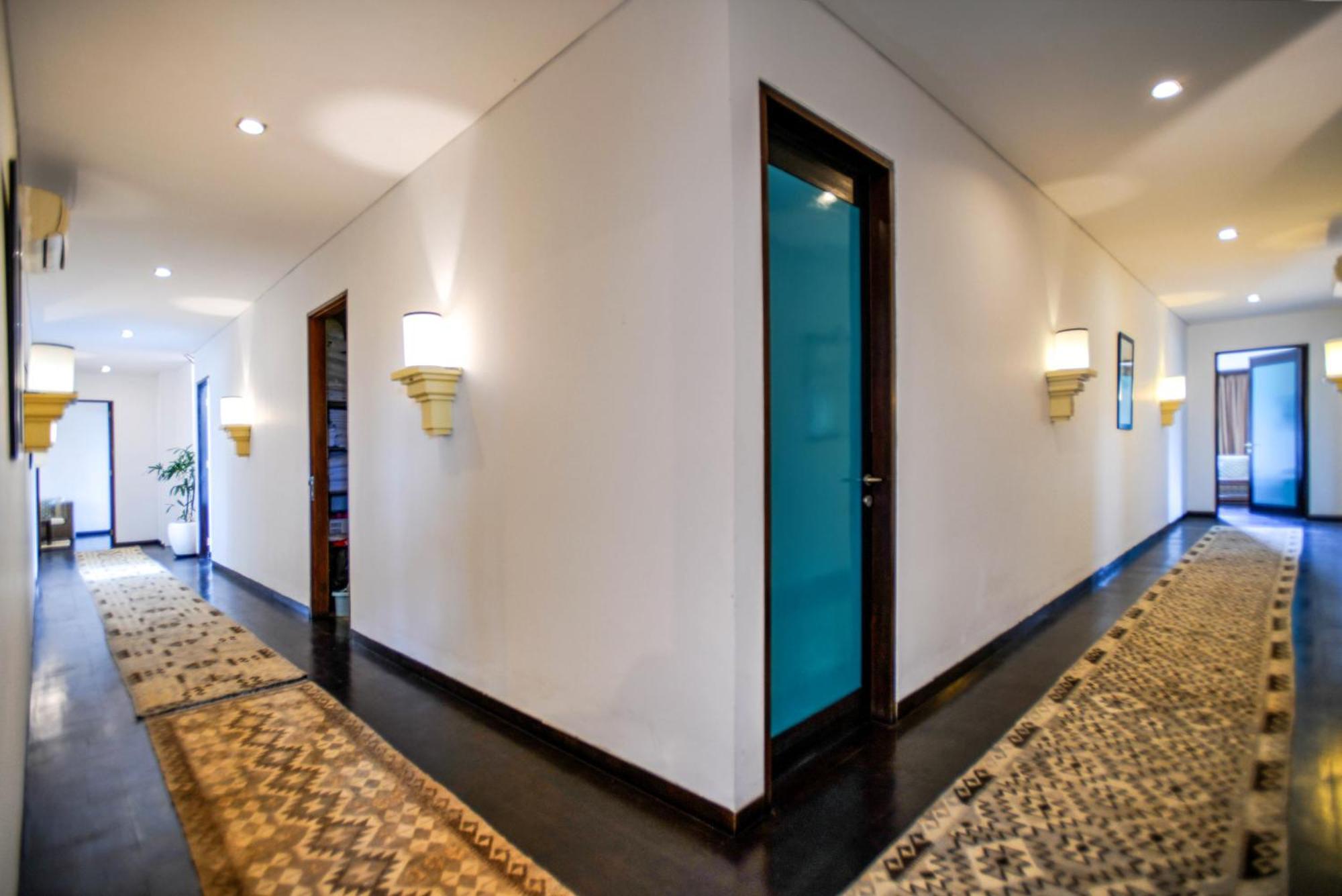 Melo Suites Hotel Seminyak Eksteriør billede